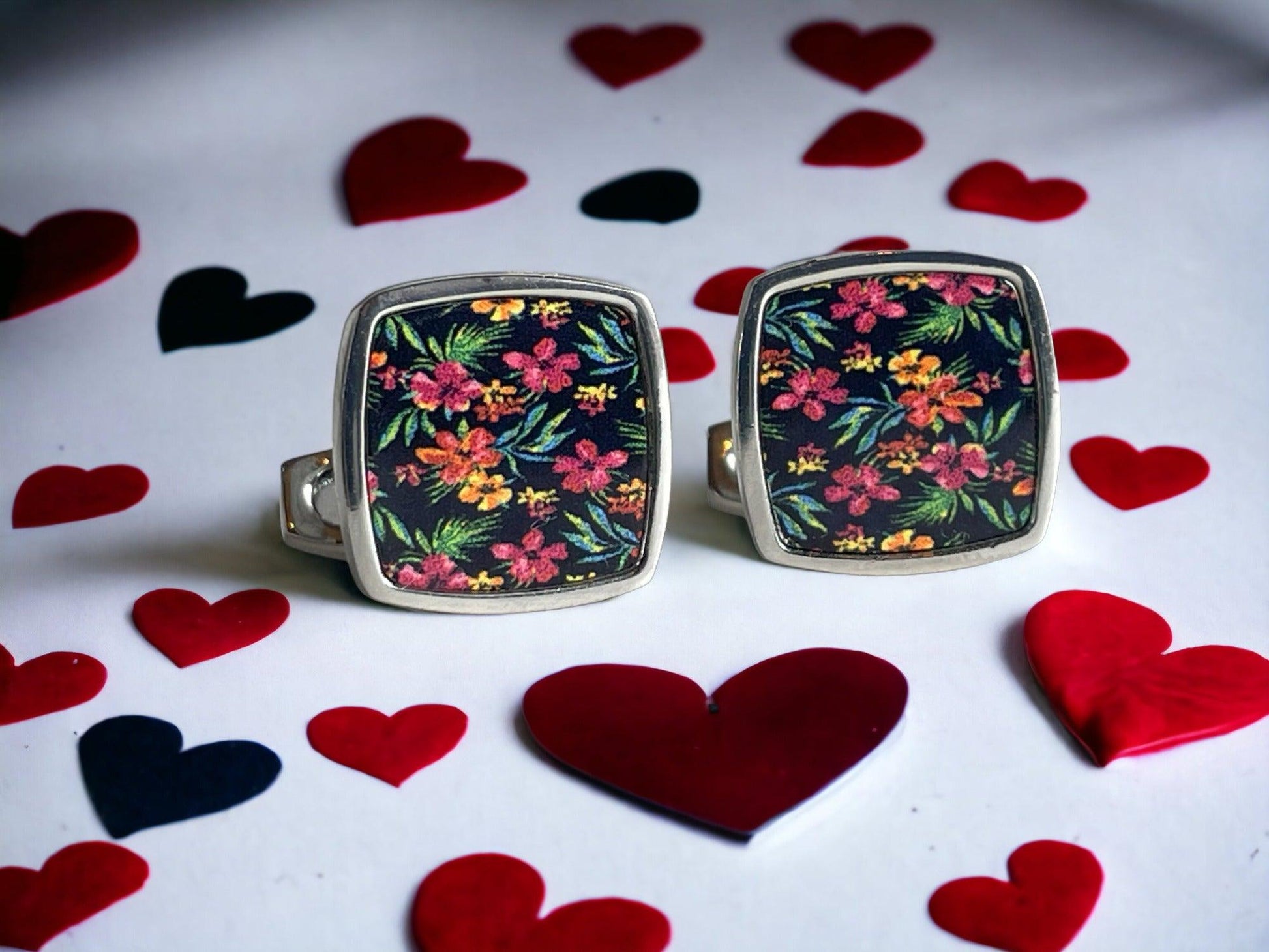 PERSONALISED CUFFLINKS - Wonderschmidt Ltd.